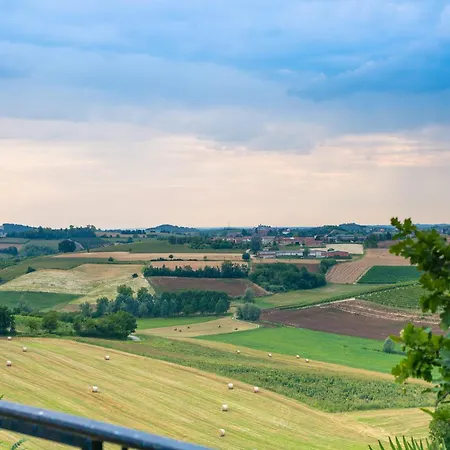 Al Cedro Terrazza Sul Monferrato Con Idromassaggio