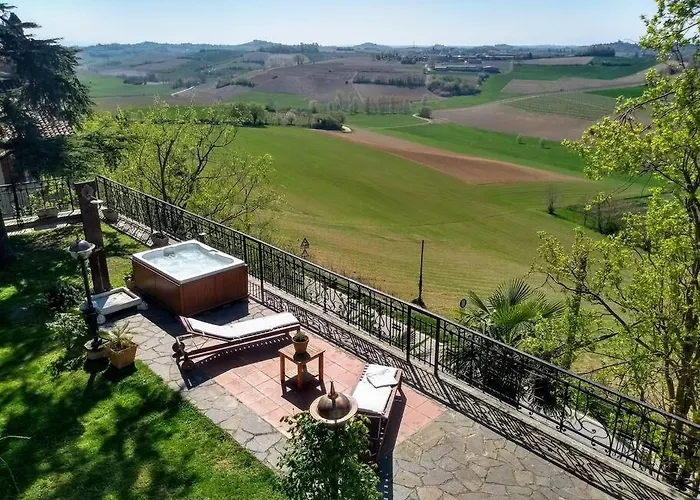 Al Cedro Terrazza Sul Monferrato Con Idromassaggio Appartamento
